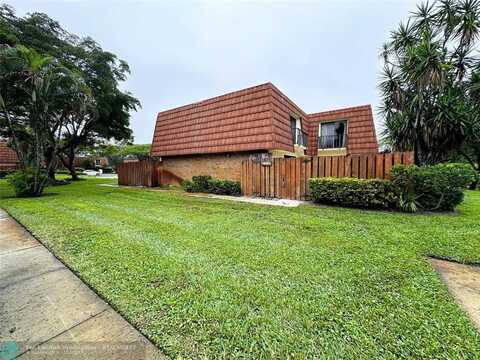 3103 Spanish Wells Dr, Delray Beach, FL 33445