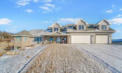 N5526 LAKE SHORE Drive, HILBERT, WI 54129