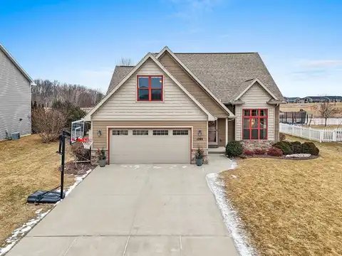 1385 LEAR Lane, DE PERE, WI 54115