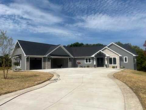 1385 EASTWIND Lane, FOND DU LAC, WI 54937