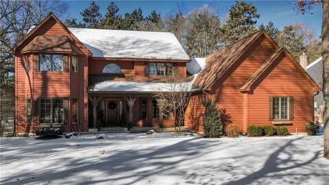 3830 Timber Creek Court, Eau Claire, WI 54701