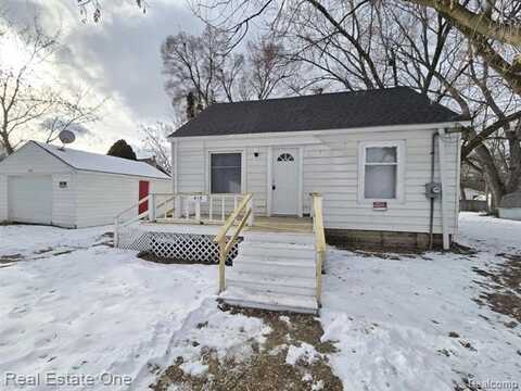 413 N CATHERINE Street, Lansing, MI 48917