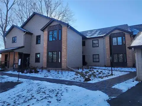 11061 Oregon Circle, Bloomington, MN 55438