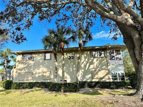 32 Lake Vista Trail, Port Saint Lucie, FL 34952