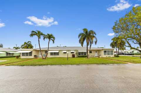 201 Country Lane, Boynton Beach, FL 33435