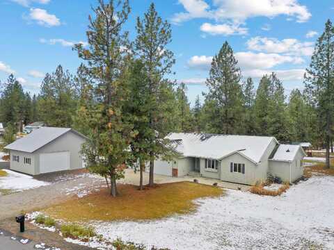 6267 Moriah Dr, Nine Mile Falls, WA 99026