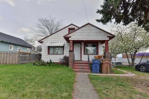 2404 N Perry St, Spokane, WA 99207