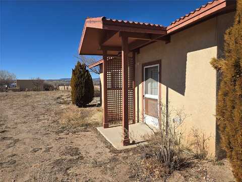 29 Arroyo Leyba, Pena Blanca, NM 87041