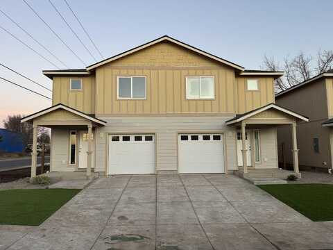 7444 Denman Court, White City, OR 97503