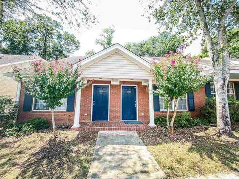 2738 W Tharpe Street, Tallahassee, FL 32303