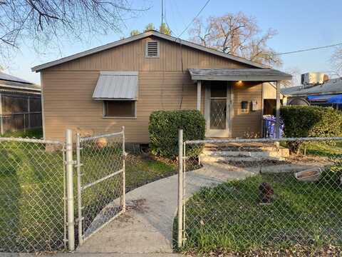 346 S Rose Avenue, Farmersville, CA 93223