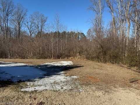 128 Oak Tree Drive, Mocksville, NC 27028