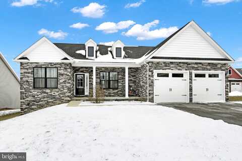 10272 HUNTERS RIDGE, WAYNESBORO, PA 17268