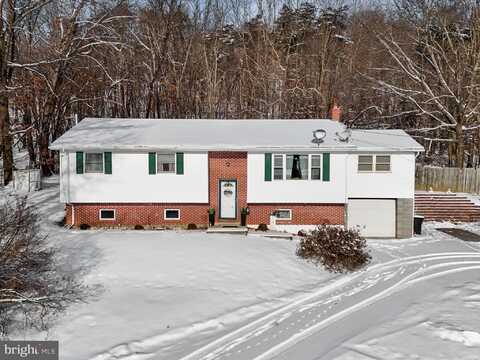 120 MOTORCYCLE LANE, RIDGELEY, WV 26753