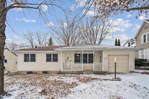 330 E Franklin Street, Denver, IA 50622