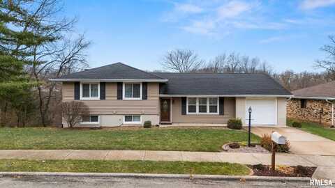 3340 W LEXINGTON Court, Peoria, IL 61615