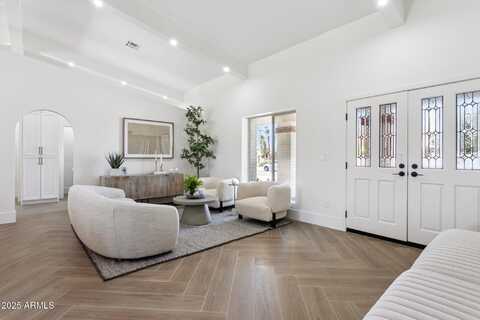 9031 N 83RD Way, Scottsdale, AZ 85258