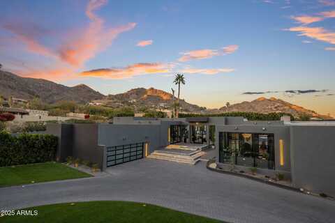 7223 N BLACK ROCK Trail, Paradise Valley, AZ 85253