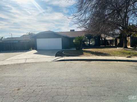 2012 Chaparral Circle, Delano, CA 93215