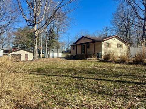 927 OLD GRANDVIEW ROAD, BEAVER, WV 25813