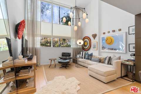 1705 Ocean Ave, Santa Monica, CA 90401