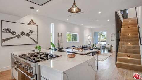 3154 CURTS AVE, LOS ANGELES, CA 90034
