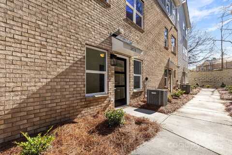 3713 Lou Ann Avenue, Charlotte, NC 28208