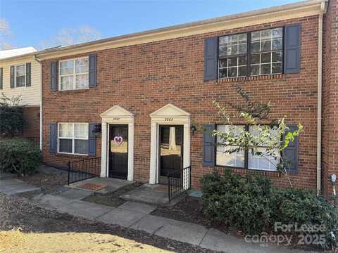 8809 Hunter Ridge Drive, Charlotte, NC 28226