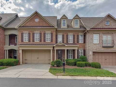 11756 Easthampton Circle, Charlotte, NC 28277