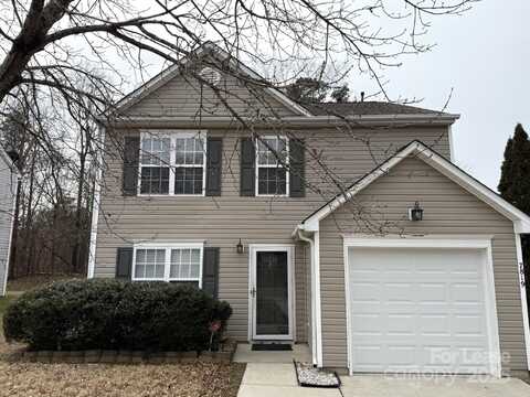 7819 Montbrook Drive, Charlotte, NC 28214