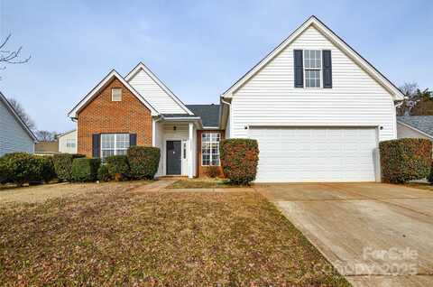 16220 Circlegreen Drive, Charlotte, NC 28273