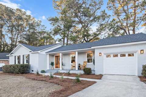 1109 Calm Water Court, Mount Pleasant, SC 29464