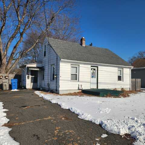 41 East New Street, Bristol, CT 06010