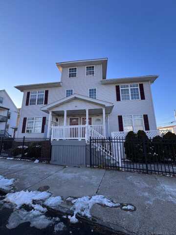 281 Waterview Avenue, Bridgeport, CT 06608