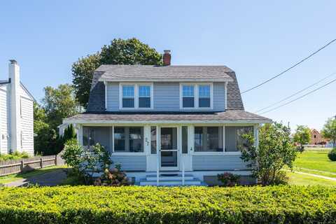 27 Ridgewood Avenue, Madison, CT 06443