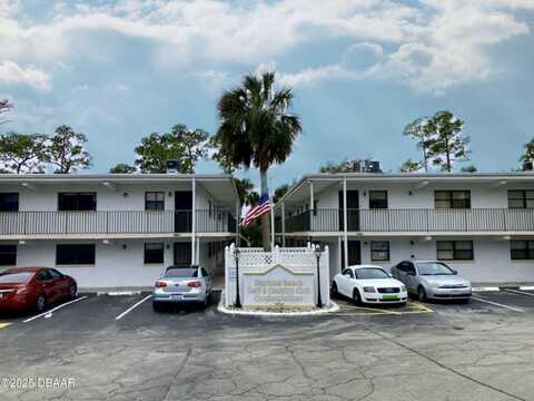 1504 Virginia Avenue, Daytona Beach, FL 32114