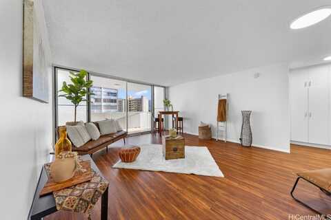 1561 Kanunu Street 1201, Honolulu, HI 96814