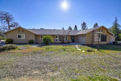 42478 Nelder Heights Drive, Oakhurst, CA 93644