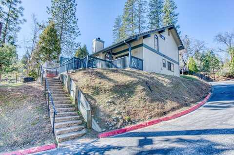 40654 Foxboro Court, Bass Lake, CA 93604