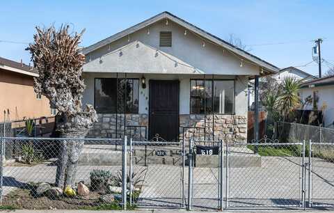 519 7th Street S, Fowler, CA 93625