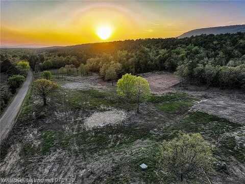 2 Forrester Cut Off RD, Heavener, OK 74937