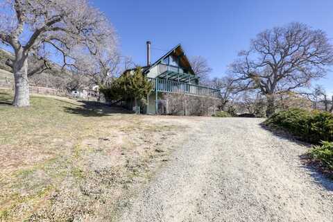 24500 Pueblo Court, Tehachapi, CA 93561