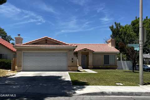 44129 Amherst Lane, Lancaster, CA 93536