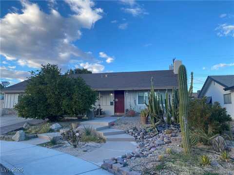 4420 Saint Andrews Circle, Las Vegas, NV 89107