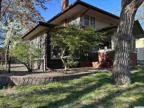 104 River Heights Dr, MASON CITY, IA 50401