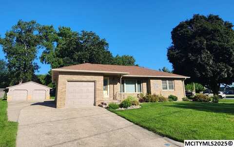 519 17th St W, CLEAR LAKE, IA 50428