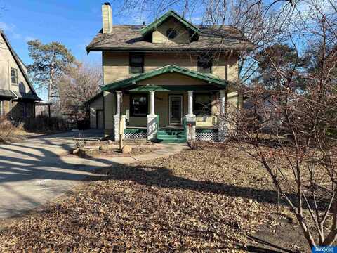 1340 N 38th Street, Lincoln, NE 68503