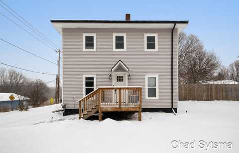 203 Division Street, Saranac, MI 48881