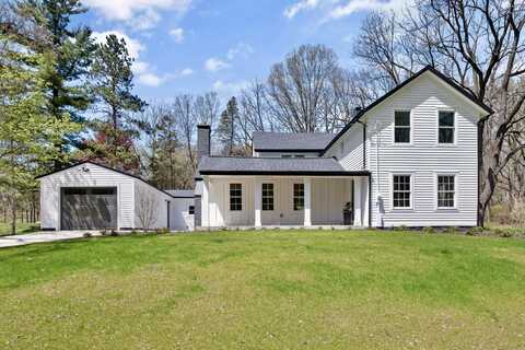 101 Carl Drive NE, Ada, MI 49301