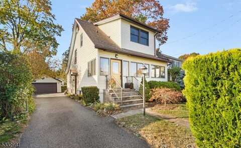 9 Hathaway Rd, Morris, NJ 07950